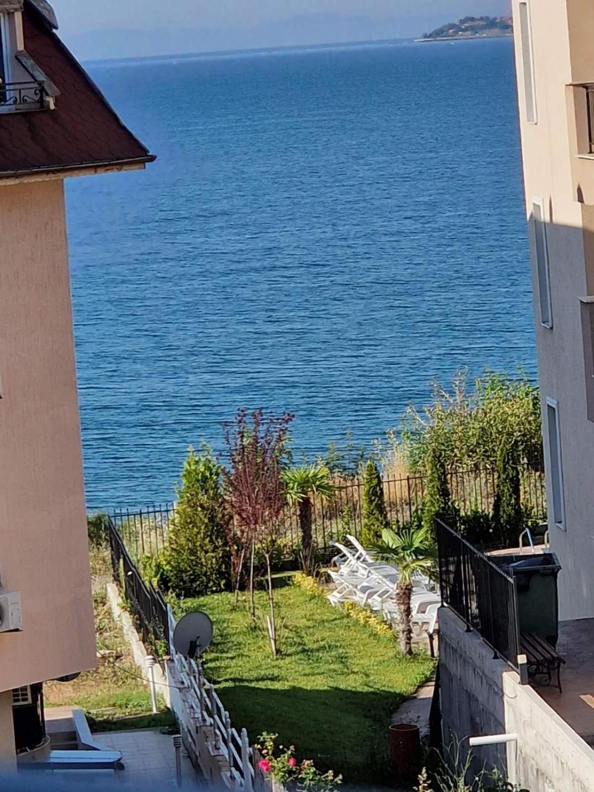Larenta Sveti Vlas, Ulitsa Cherno More 12 ภายนอก รูปภาพ